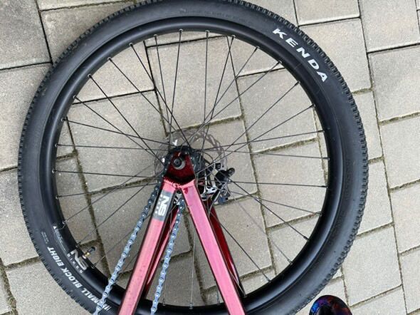 Prodám NS bike Movement z2 bylo 3x na pumptracku a 1 na dirtových skocích ke vpodstatě úplně nové. 