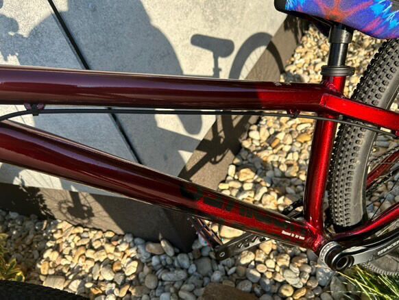 Prodám NS bike Movement z2 bylo 3x na pumptracku a 1 na dirtových skocích ke vpodstatě úplně nové. 