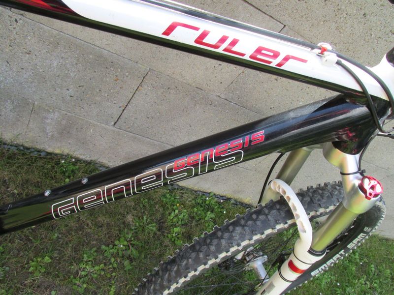 Genesis Ruler RC limited, vel L, výbava Shimano XT, ráfky Mavic