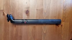Sedlovka ITM KERO karbon 31,6mm 350mm
