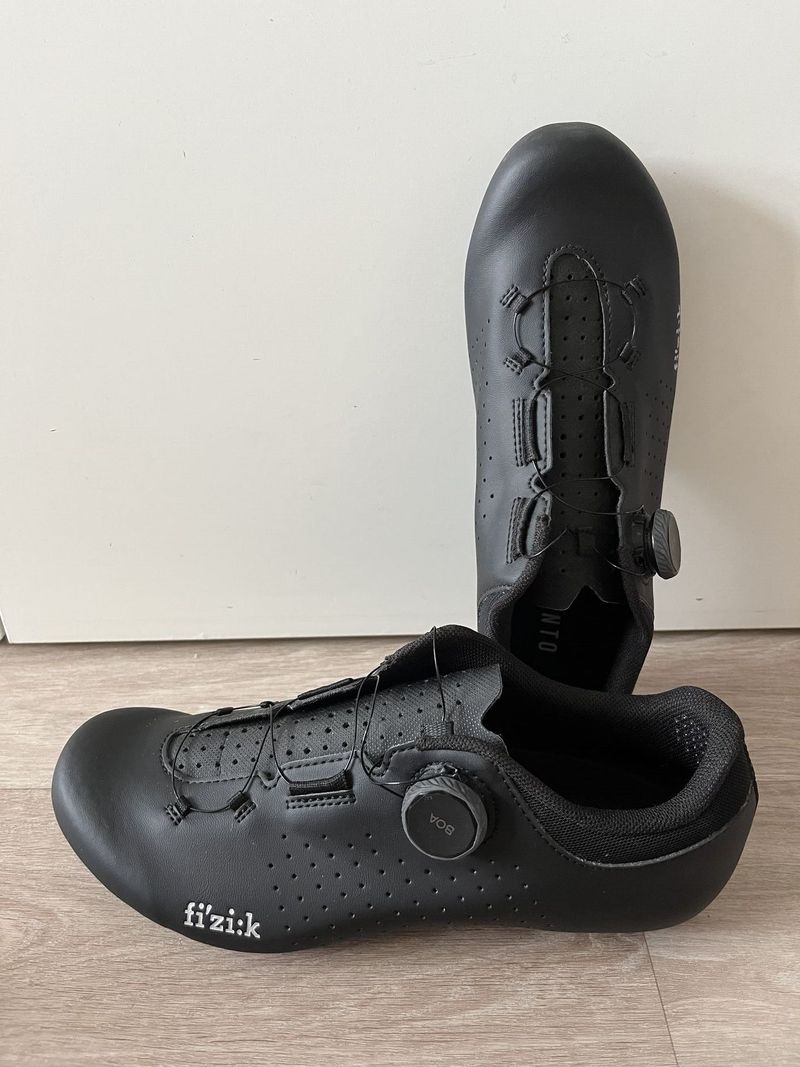 silniční tretry Fizik Vento Omna vel 41 