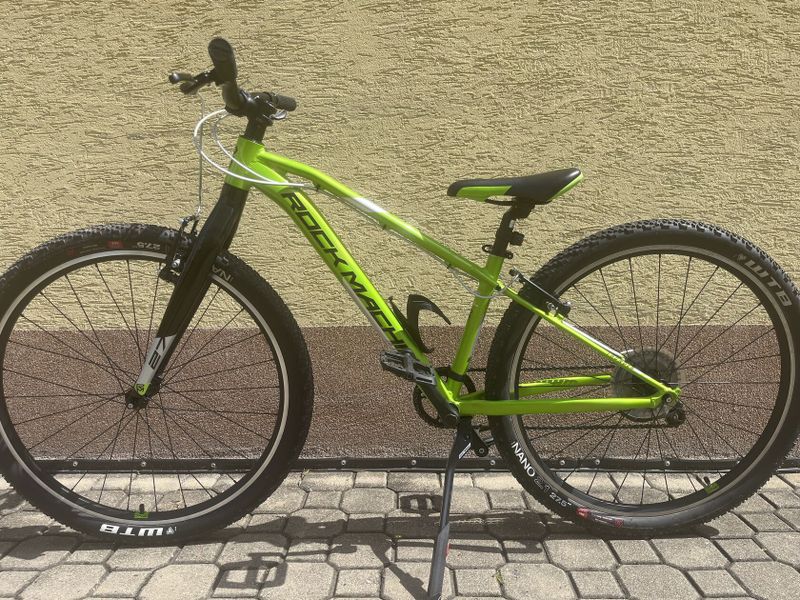 Juniorské kolo Rock Machine Thunder 27,5