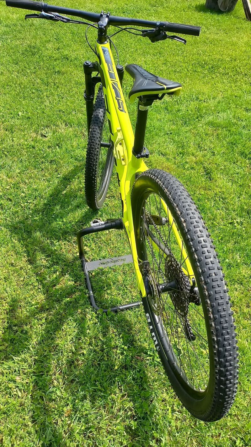 Scott Scale 940