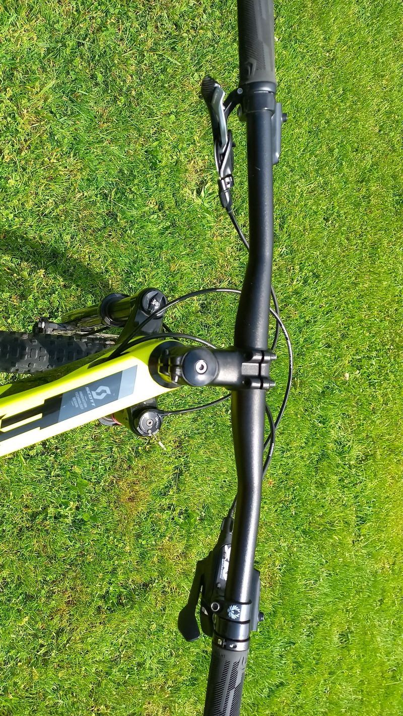 Scott Scale 940