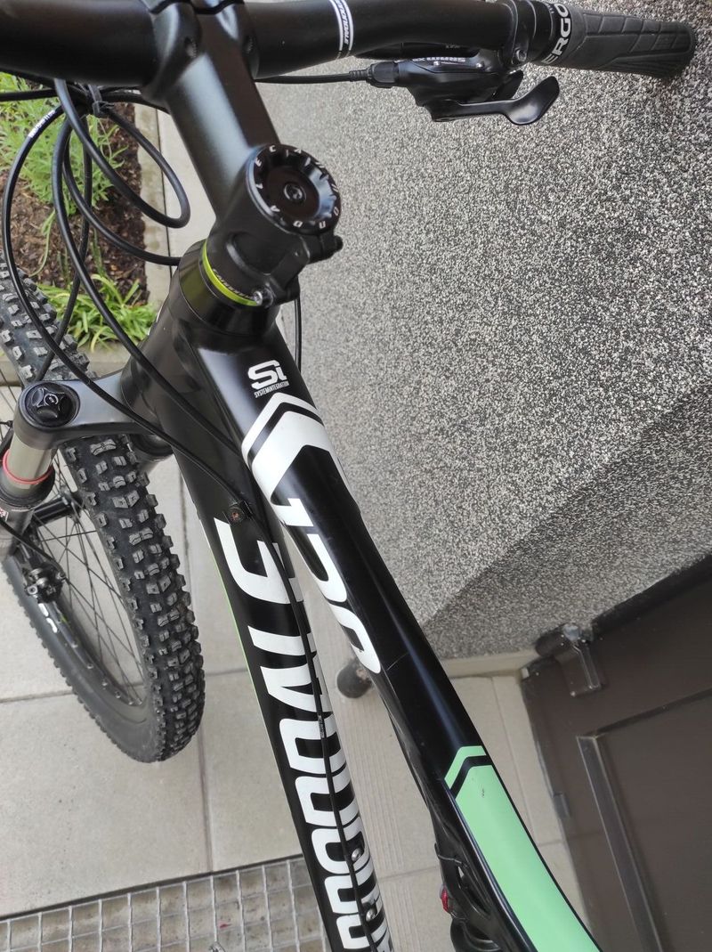 Cannondale (L) celoodpružené horské kolo 26