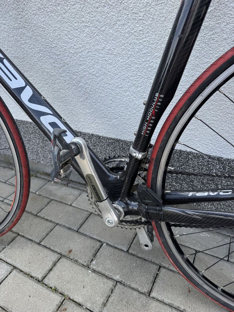 Silniční kolo Ravo Allegro – Karbonový rám