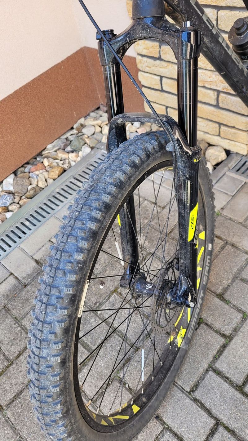 Pluskové Leader Fox Belmont 27,5+ Rám 18"