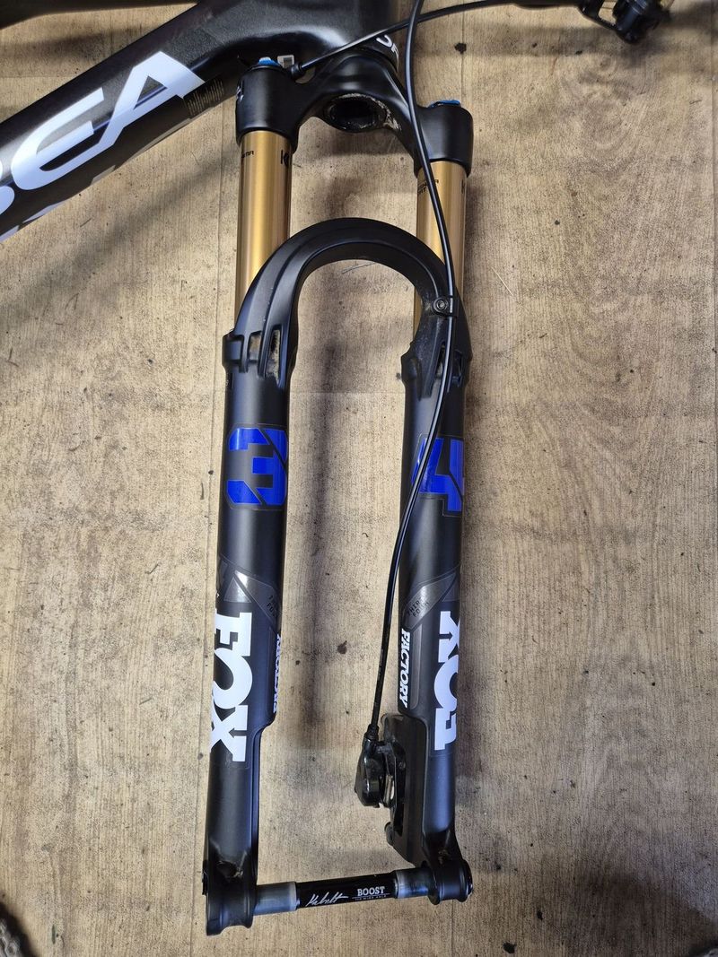VIDLICE FOX 2025 F34-29 SC120 GRIP SL 44mm 15x110 KABOLT ČERNÁ