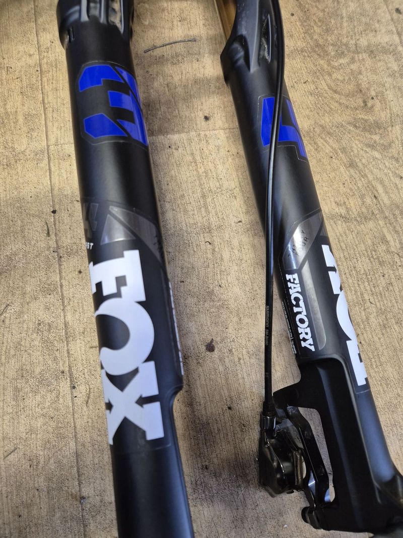 VIDLICE FOX 2025 F34-29 SC120 GRIP SL 44mm 15x110 KABOLT ČERNÁ
