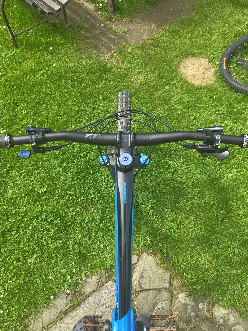 Celoodpružené kolo Giant trance x