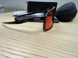 Oakley Sutro Prizm Snow Torch/ Polished Black OO9406-2337