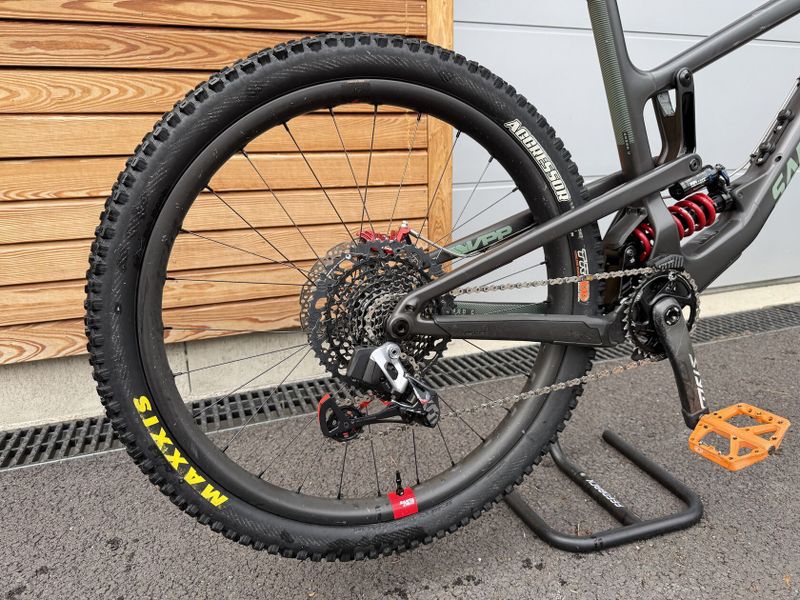 Santa Cruz Nomad X01 axs RSV