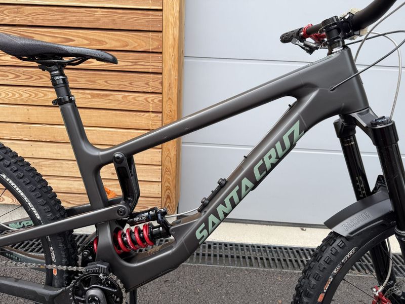 Santa Cruz Nomad X01 axs RSV