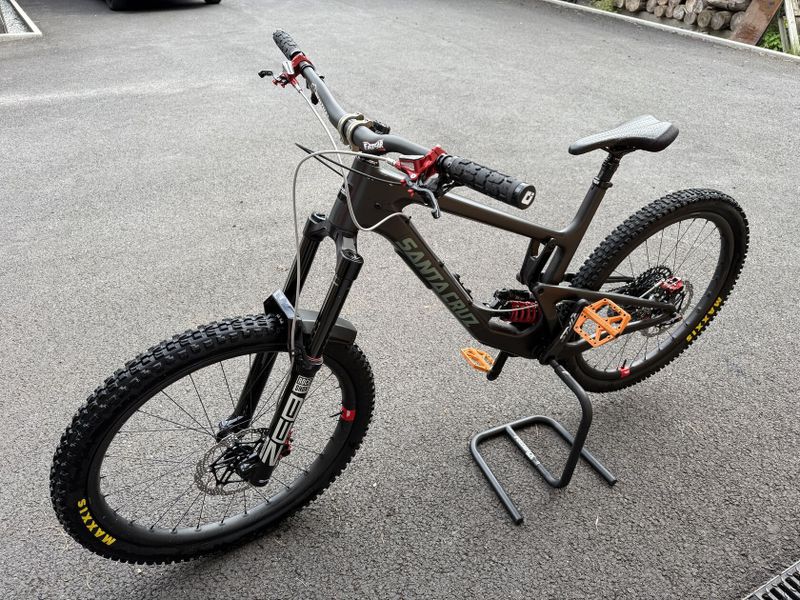 Santa Cruz Nomad X01 axs RSV