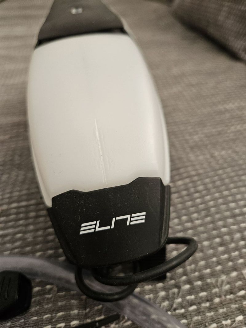 Prodám cyklistický aerodynamický systém na pití Elite 