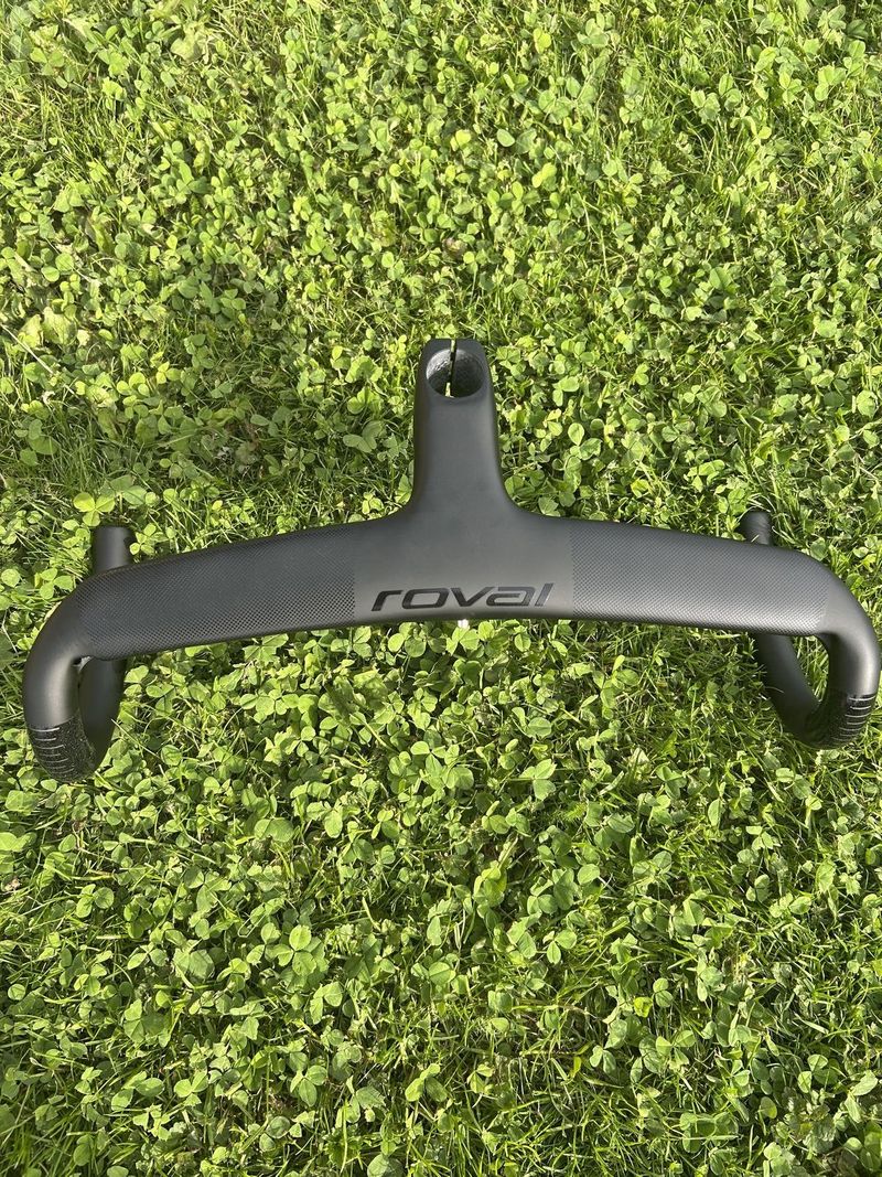 Nová řidítka Specialized Roval Ripide Cockpit