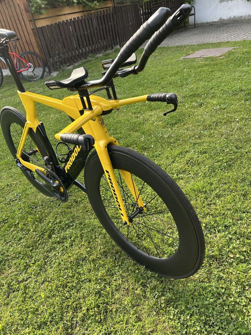 Triatlonový speciál prodoli ultegra di2 vel. 56