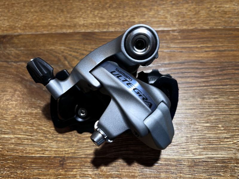 nová přehazovačky Shimano Utlegra RD-6700