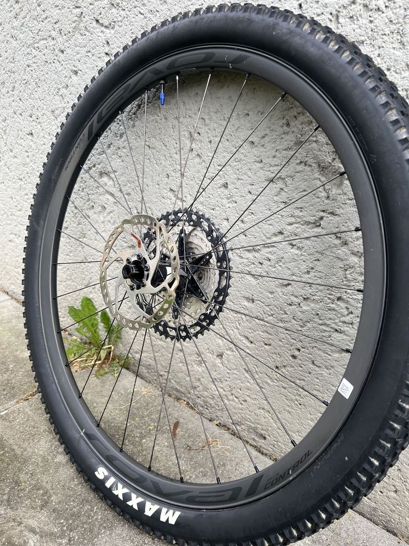Roval Control Carbon