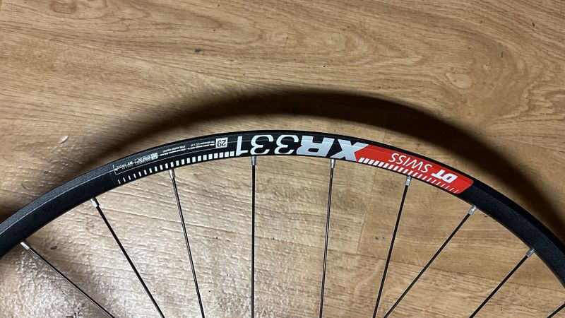 Zapletená kola DT Swiss XR 331 - 1,590g SH, XD