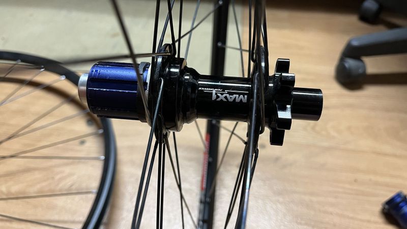 Zapletená kola DT Swiss XR 331 - 1,590g SH, XD