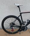 Canyon Ultimate CF SLX Disc 9.0 Di2 – špičkový stav + wattmetr + extra výbava!