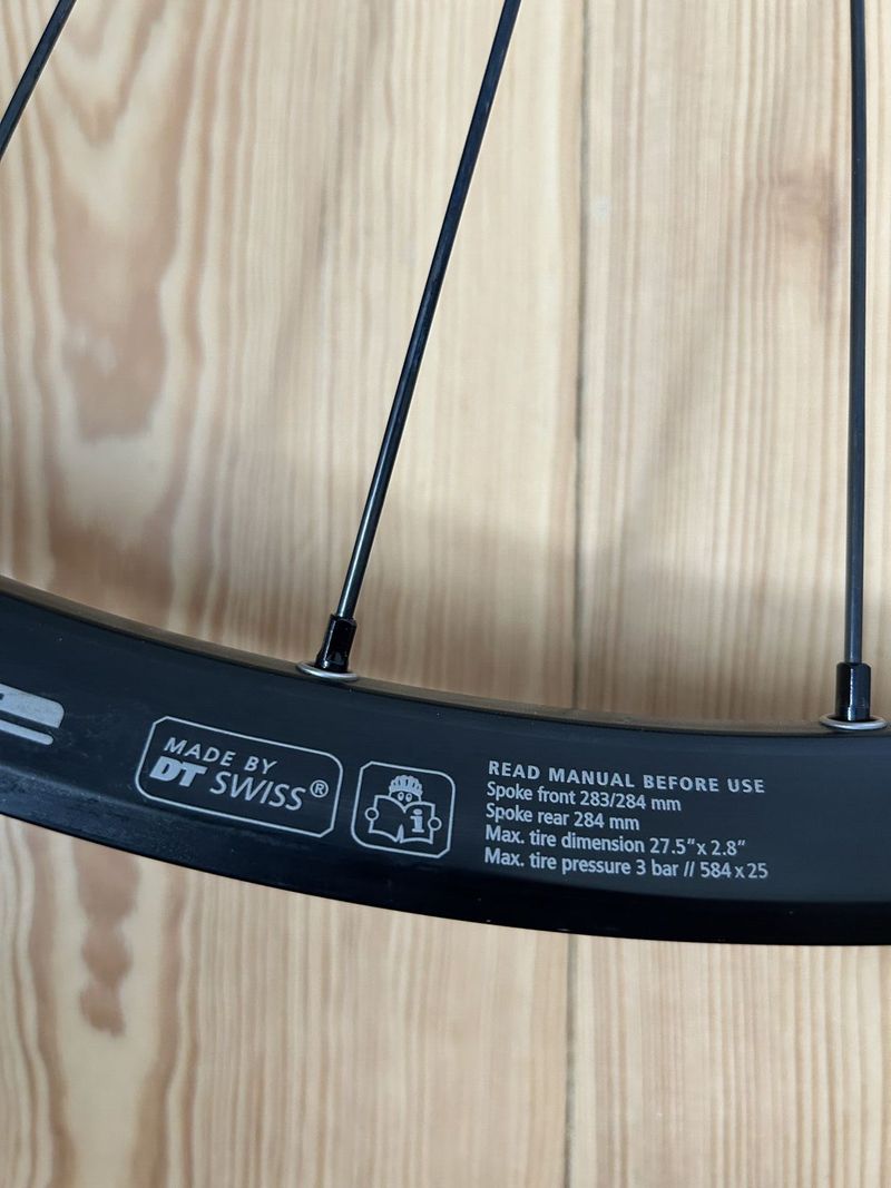 DT Swiss e1700 spline two 