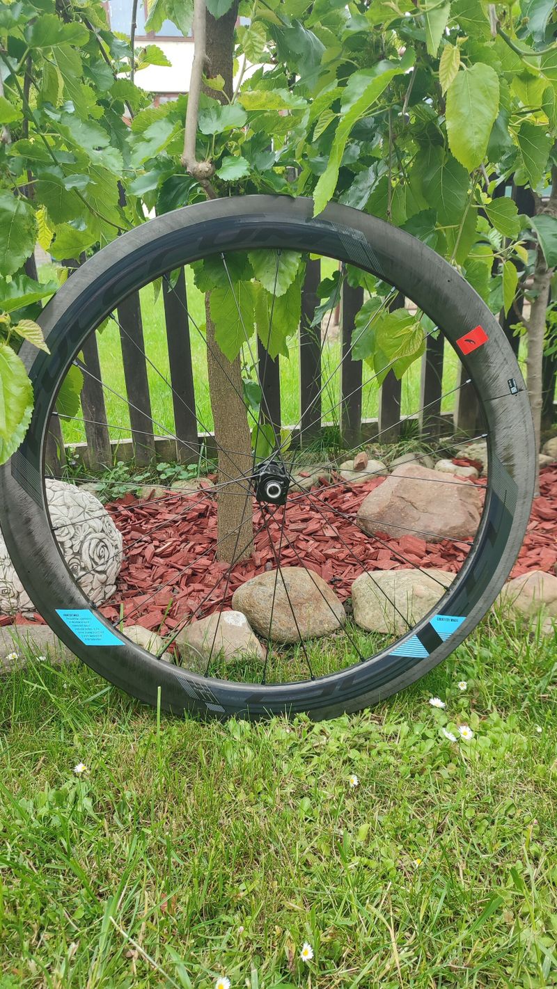 Silniční karbonová kola Fulcrum Wind 55 DB