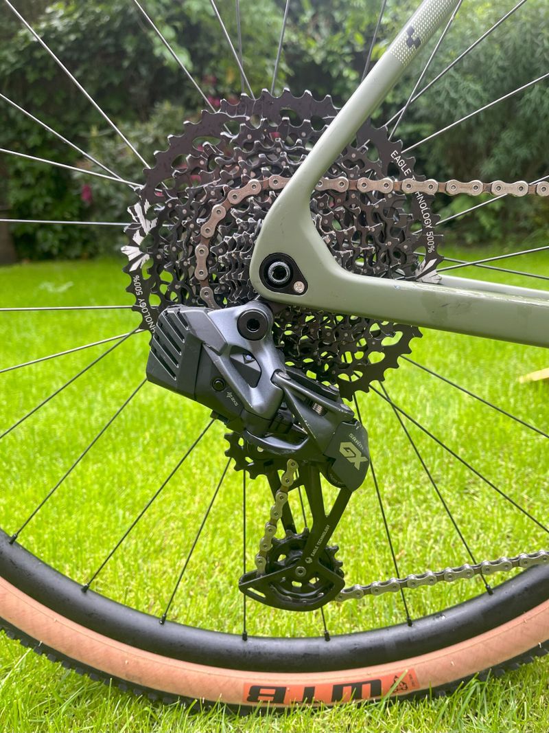 Gravel CUBE Nuroad C:62, SLX, NOVÉ, najeto 200km, karbonový rám, elektrikcká přehazovačka. 8,3 kg
