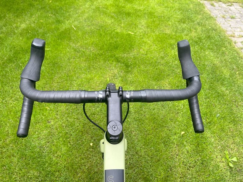 Gravel CUBE Nuroad C:62, SLX, NOVÉ, najeto 200km, karbonový rám, elektrikcká přehazovačka. 8,3 kg