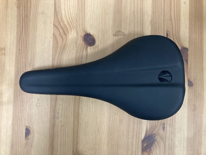 nové Sedlo SDG Bel-Air V3 Lux Alloy