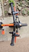 Dětské kolo BTWIN 500 Robot velikost 14", pro děti 3 až 5 let, vybavené stabilizačními kolečky.