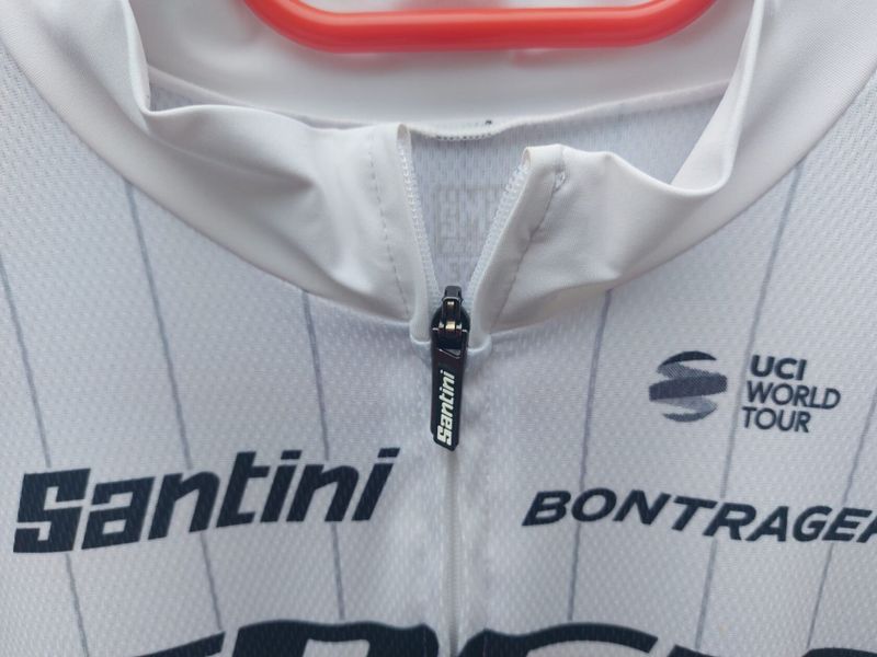 Cyklodres TREK Santini Segafredo