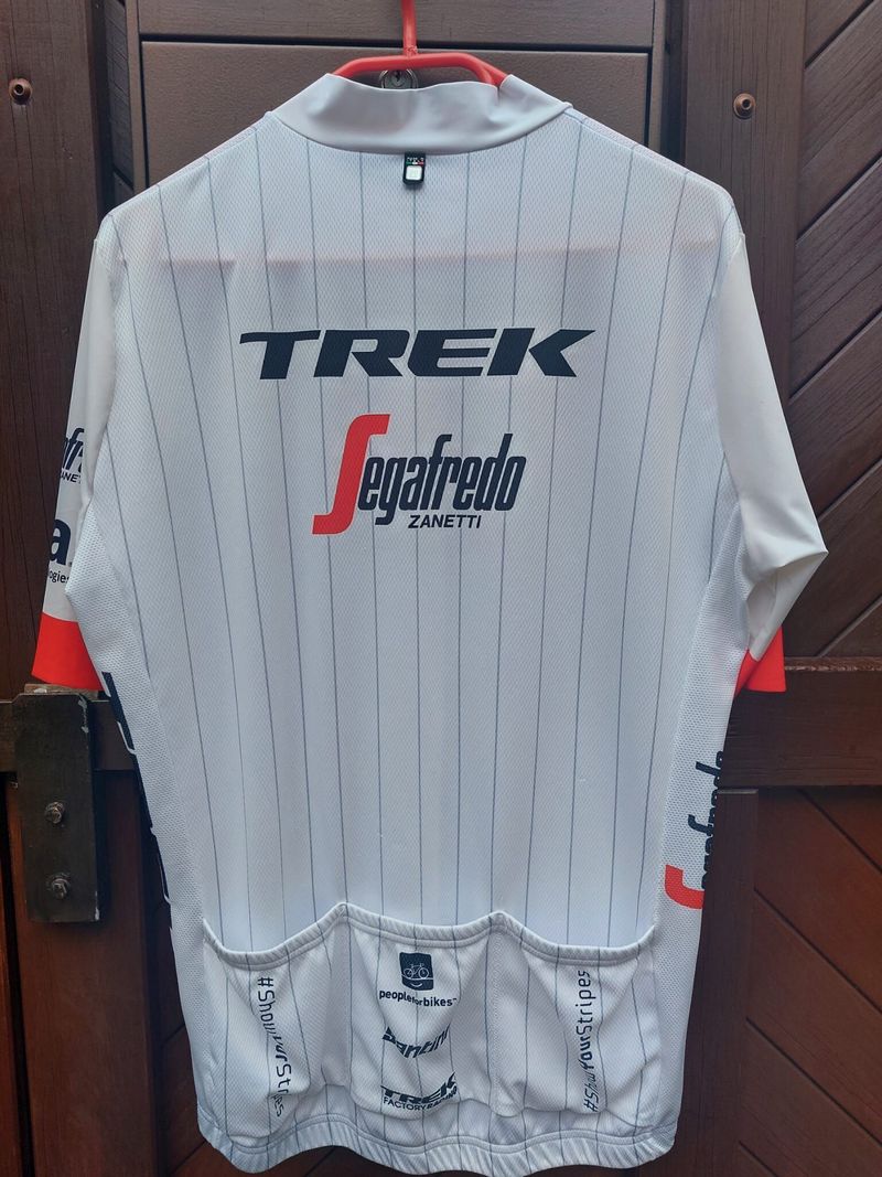 Cyklodres TREK Santini Segafredo