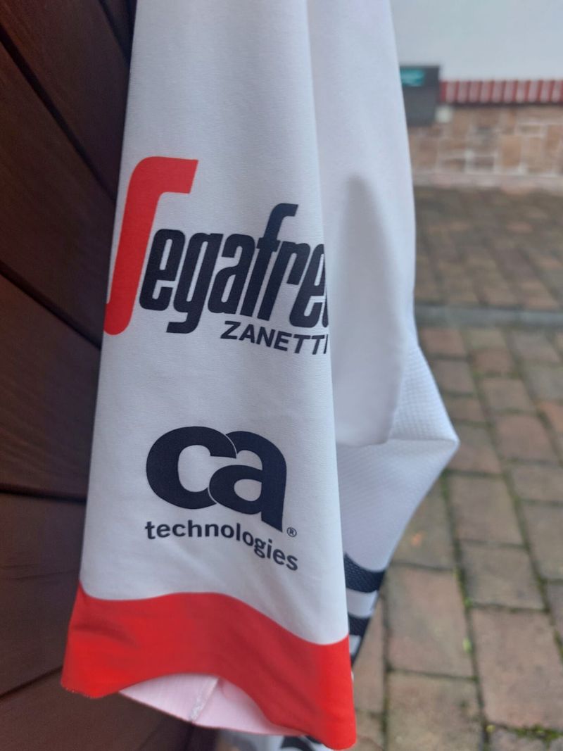 Cyklodres TREK Santini Segafredo