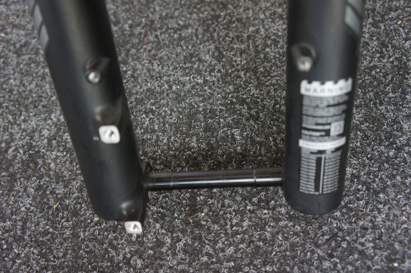 Vzduchová vidlice Boost 15x110 mm