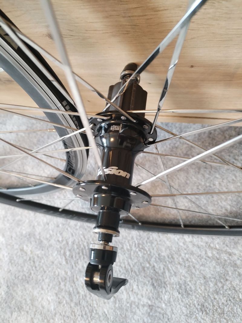 Silniční kola FSA Vision Team 30 Alu, ořech Campagnolo