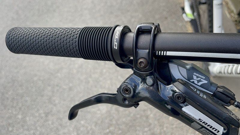 Horské kolo Cannondale Lefty 29