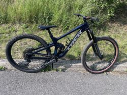 Trek Slash 9.8 