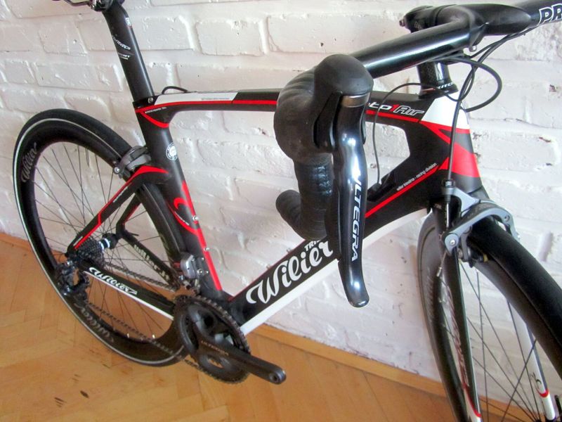 WILLIER CENTO 1 AIR na Shimano Di2, 56 cm. Super stav. PC 150.000 +
