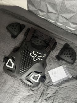 Krunýř Fox R3 L/LX