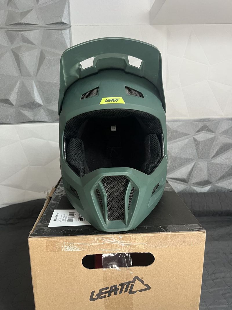 Leatt Gravity 1.0 M