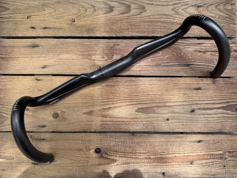 Řidítka Cervélo AB09 42cm - NOVÁ sundané z kola