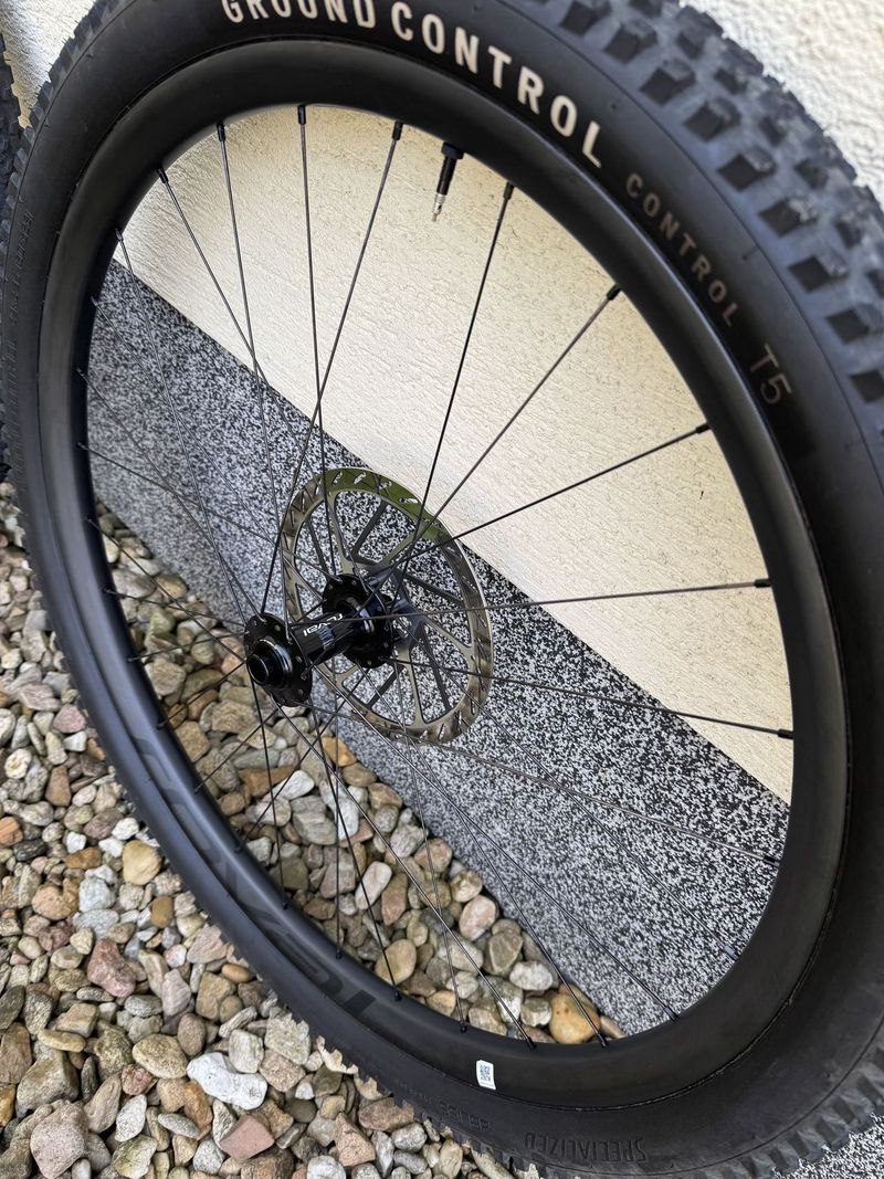 Specialized Roval Traverse HD 350 6B 29”