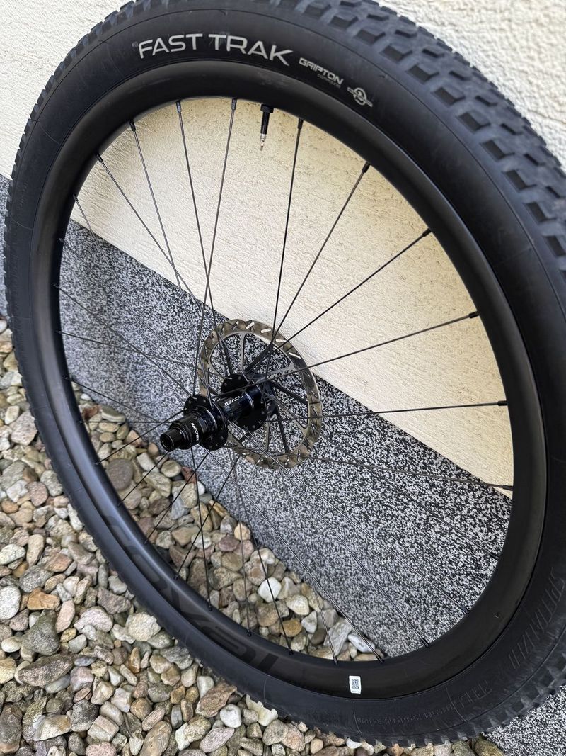 Specialized Roval Traverse HD 350 6B 29”