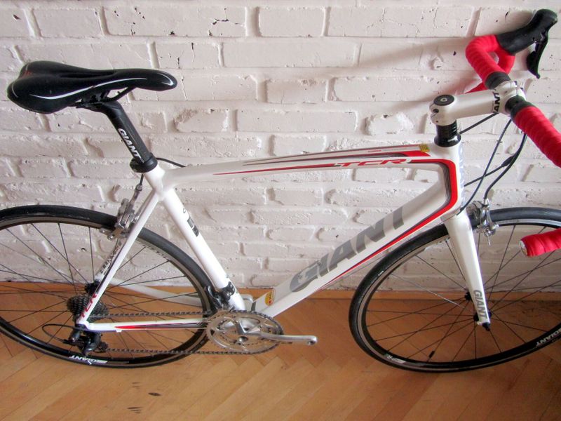 GIANT TCR na Shimano ULTEGRA, 58 cm. Super stav
