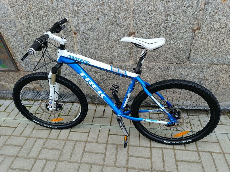 TREK 6500 DEORE+SLX+XT/ROCKSHOX RECON se zamykáním ze řídítek - VEL.M 17"