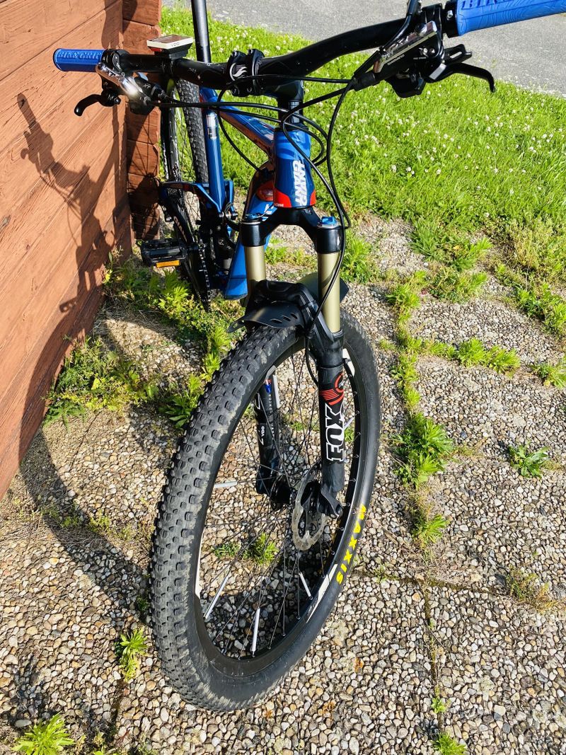 GIANT ANTHEM 27.5 1