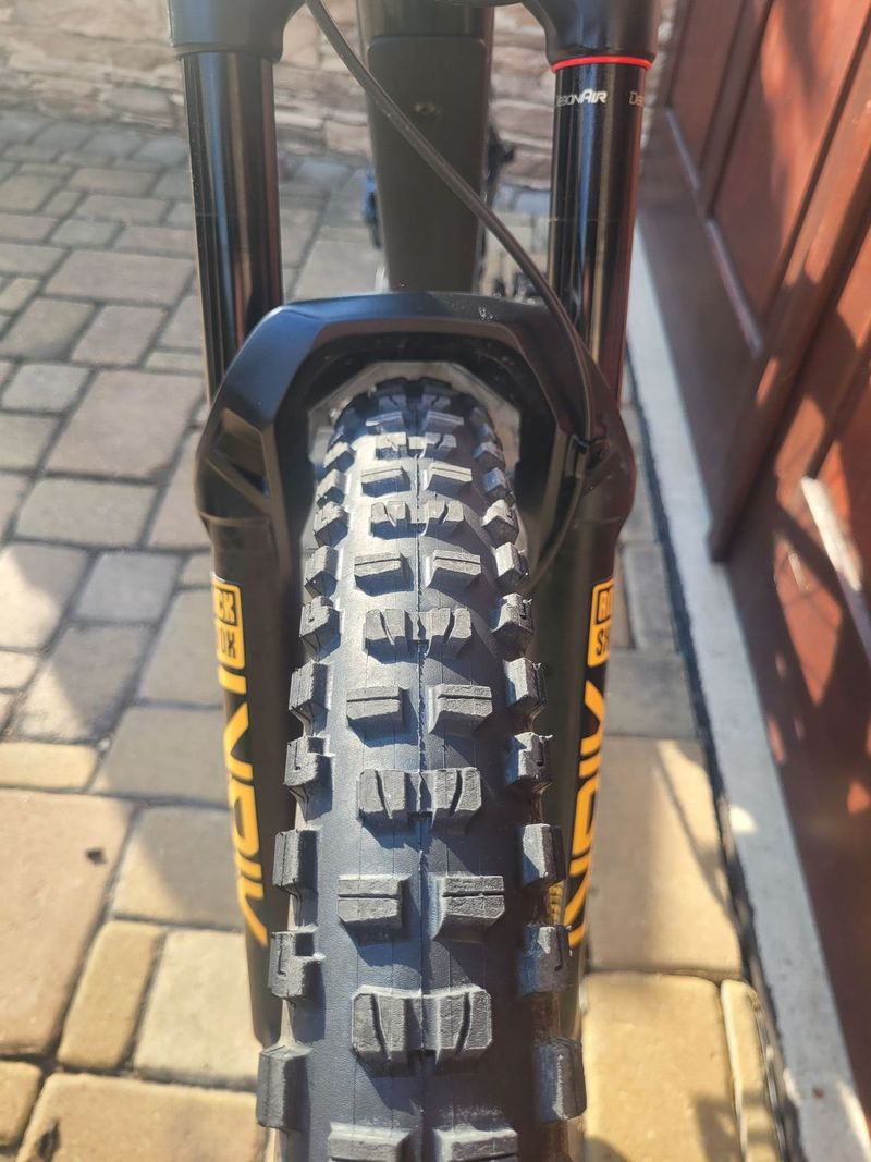 Trek fuel EXe 9.8 gx axs