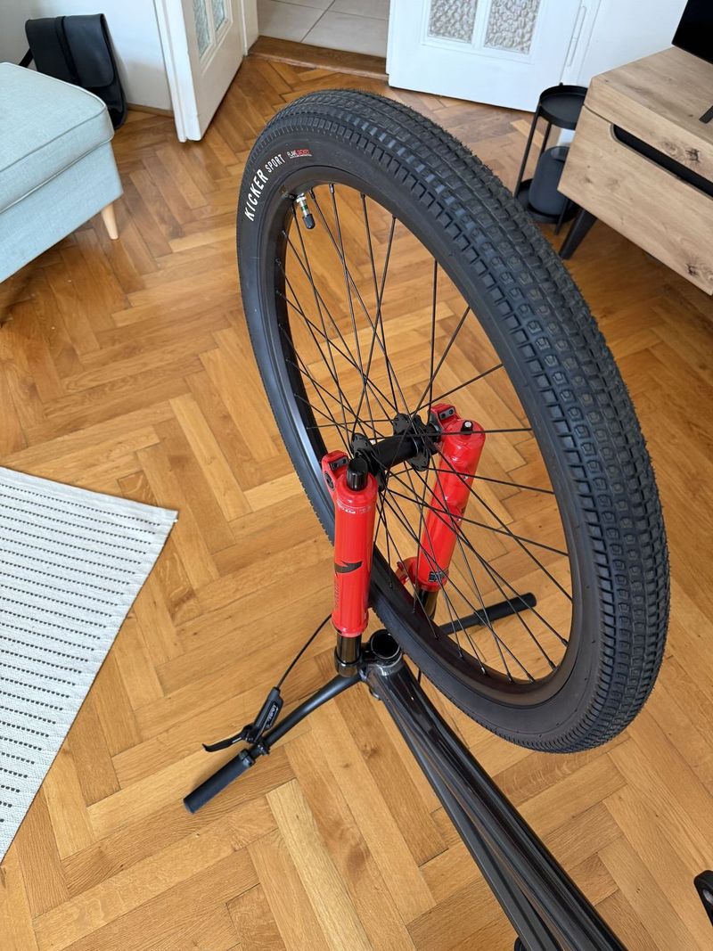 Specialized P3 - Nové a nikdy nejeté